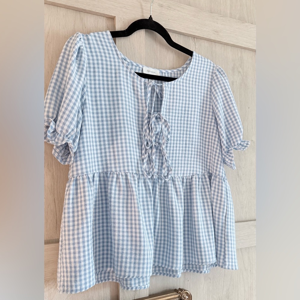 Chic Blue Checkered Ruffle Sleeve Blouse - Picture 2 of 4